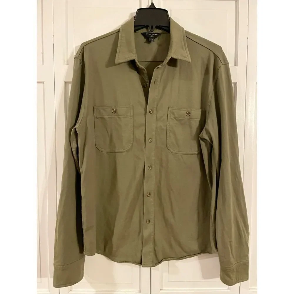 Banana Republic olive green utility button down large